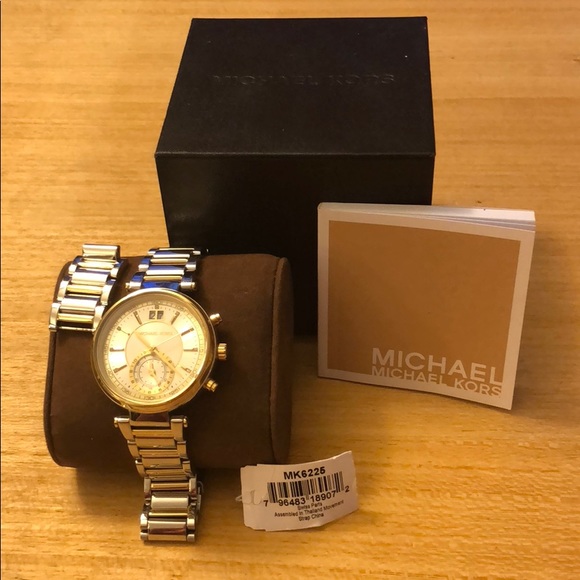 Gold and Silver Watch - Picture 6 of 6